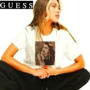 GUESS GRAPHIC SHIMMER T-SHIRT  Size XS NWT